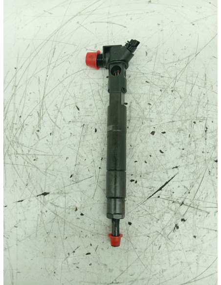 Recambio de inyector para jeep compass limited 4x4 referencia OEM IAM A6510700587  