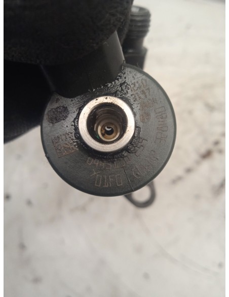 Recambio de inyector para peugeot 307 (3a/c) 1.6 hdi 110 referencia OEM IAM 0445110259  
