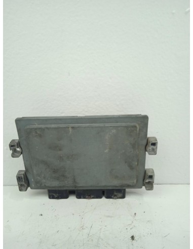 Recambio de centralita motor uce para ford fiesta (cb1) ambiente referencia OEM IAM 8V2112A650SF  