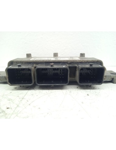 Recambio de centralita motor uce para ford fiesta (cb1) ambiente referencia OEM IAM 8V2112A650SF  