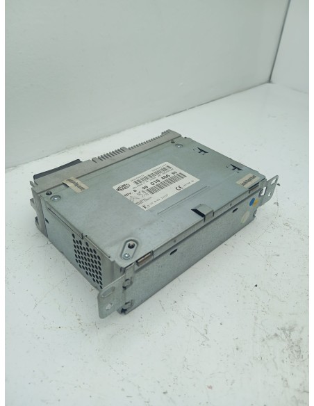 Recambio de sistema audio / radio cd para peugeot 208 allure referencia OEM IAM 9801840680  