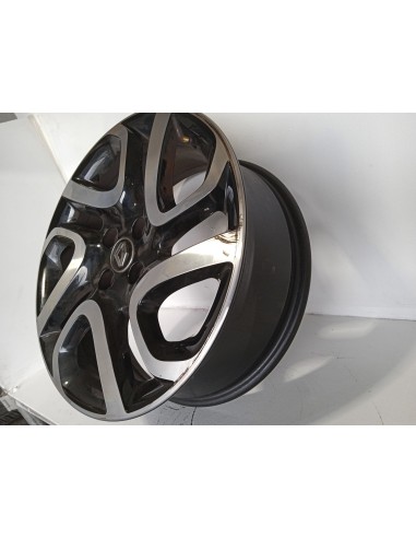 Recambio de llanta para renault captur dynamique referencia OEM IAM 403008829R  
