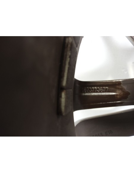 Recambio de llanta para peugeot 208 allure referencia OEM IAM 9673773677  