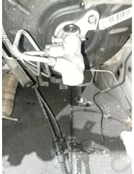 Recambio de bomba freno para renault captur dynamique referencia OEM IAM   