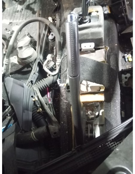 Recambio de palanca freno para renault captur dynamique referencia OEM IAM   
