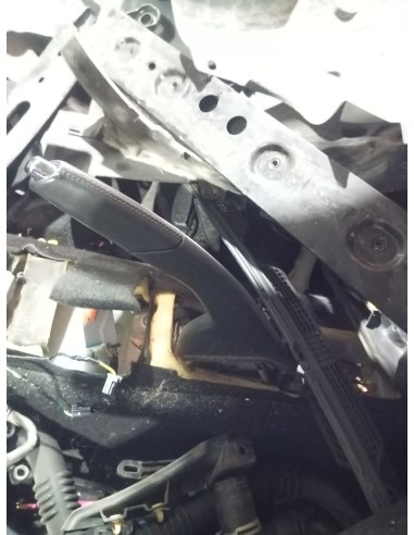 Recambio de palanca freno para renault captur dynamique referencia OEM IAM   