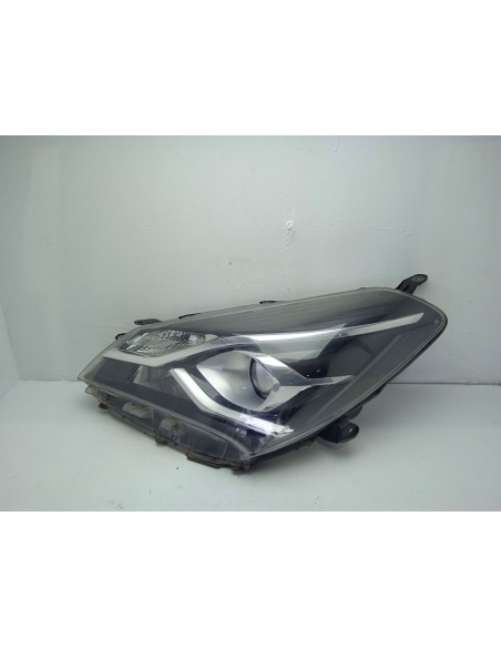Recambio de faro izquierdo para toyota yaris hybrid active referencia OEM IAM 811700DJ90  