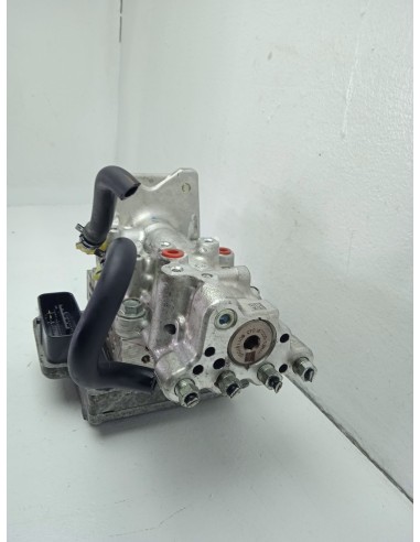 Recambio de abs para toyota yaris hybrid active referencia OEM IAM 4705052480  