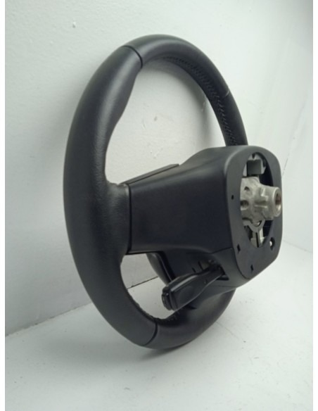 Recambio de volante para toyota yaris hybrid active referencia OEM IAM 45100OD49024  