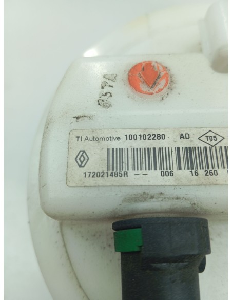 Recambio de aforador para renault captur dynamique referencia OEM IAM 172021485R  