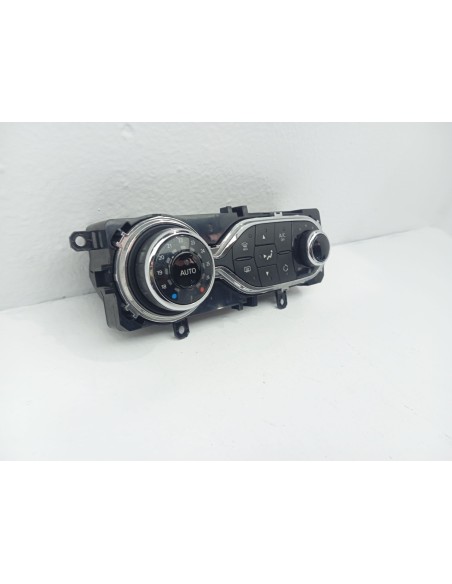 Recambio de mando climatizador para renault captur dynamique referencia OEM IAM 275100037R  