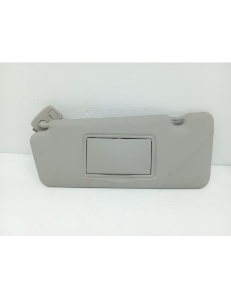 Recambio de parasol izquierdo para renault captur dynamique referencia OEM IAM 964012136R  