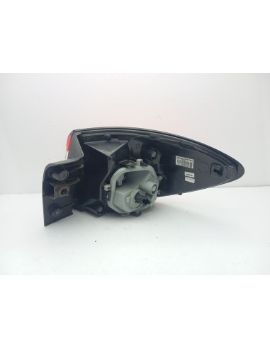Recambio de piloto trasero izquierdo para renault captur dynamique referencia OEM IAM 265557367R  