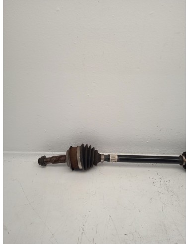 Recambio de transmision delantera derecha para toyota yaris hybrid active referencia OEM IAM 434100D660  