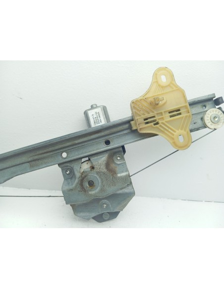 Recambio de elevalunas trasero derecho para renault captur dynamique referencia OEM IAM 128001471B  