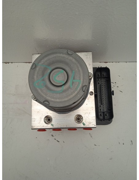Recambio de abs para toyota yaris (_p21_, _pa1_, _ph1_) 1.5 hybrid (mxph10) referencia OEM IAM 44540K0140  