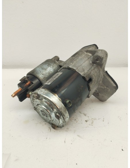 Recambio de motor arranque para renault captur dynamique referencia OEM IAM 233000557R  