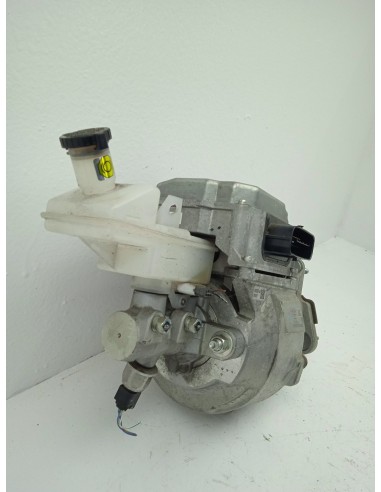 Recambio de bomba freno para nissan leaf acenta referencia OEM IAM 460074NP0A  