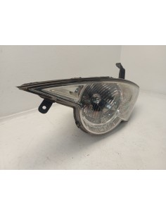 Recambio de faro izquierdo para ssangyong actyon sports 200 xdi limited 4wd referencia OEM IAM 8310131302   2