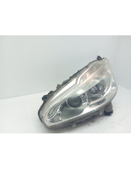Recambio de faro izquierdo para peugeot 208 allure referencia OEM IAM 1608206580  