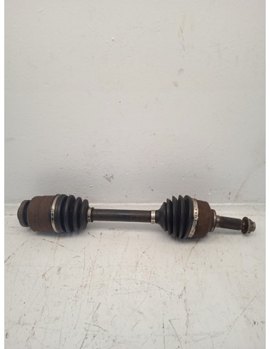 Recambio de transmision delantera derecha para kia sorento 2.5 crdi active referencia OEM IAM 495003E201  