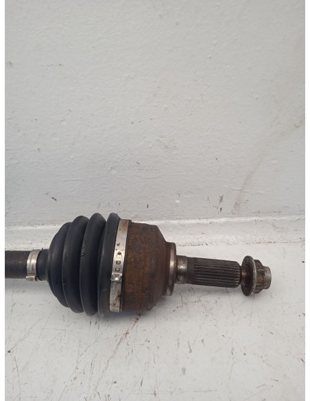 Recambio de transmision delantera derecha para kia sorento 2.5 crdi active referencia OEM IAM 495003E201  