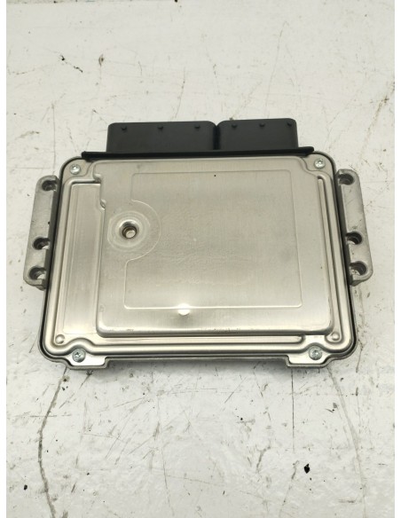 Recambio de centralita motor uce para honda cr-v (rd8) es referencia OEM IAM 37820RMAE15  