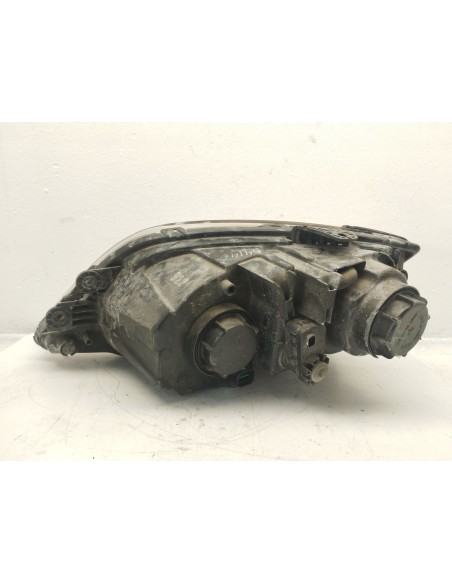 Recambio de faro derecho para kia sorento 2.5 crdi active referencia OEM IAM 921023E612  