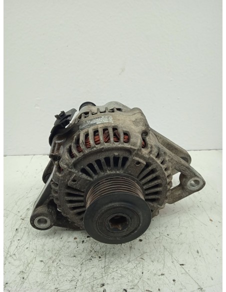 Recambio de alternador para kia sorento 2.5 crdi active referencia OEM IAM 373004A300  