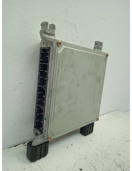Recambio de centralita motor uce para honda cr-v (rd1/3) básico (rd1) referencia OEM IAM 37820PHKG21  