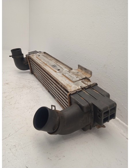 Recambio de intercooler para kia sorento 2.5 crdi vgt ex1 referencia OEM IAM 281904A160  