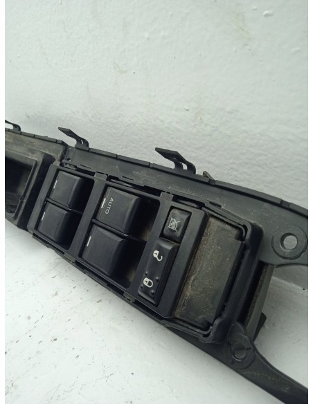Recambio de mando elevalunas delantero izquierdo para jeep compass sport 4x2 referencia OEM IAM   