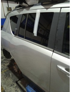 Recambio de puerta trasera derecha para jeep compass sport 4x2 referencia OEM IAM    2