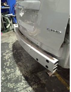 Recambio de refuerzo paragolpes trasero para jeep compass sport 4x2 referencia OEM IAM    2