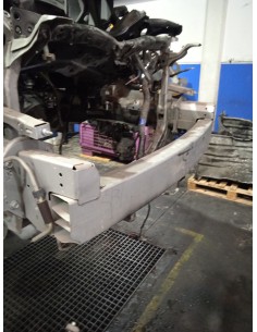 Recambio de refuerzo paragolpes delantero para jeep compass sport 4x2 referencia OEM IAM    2