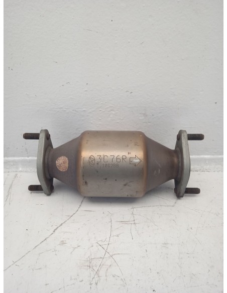 Recambio de catalizador para hyundai genesis coupe 3.8 cat referencia OEM IAM 3C76R10G28B  