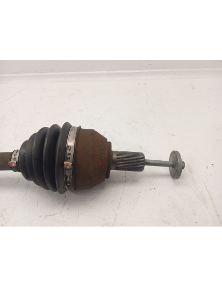 Recambio de transmision delantera izquierda para ford mondeo ber. (ca2) trend referencia OEM IAM 8G913B437BA  
