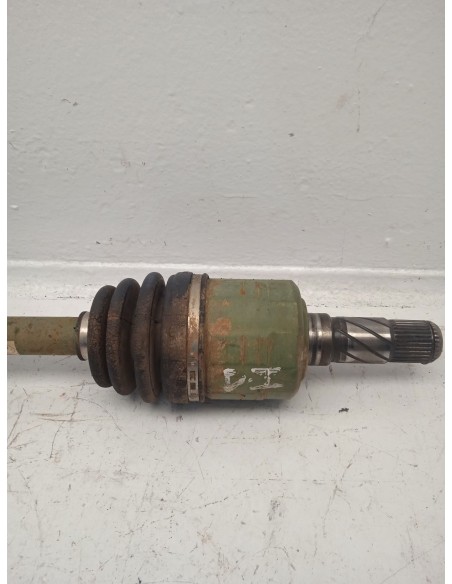 Recambio de transmision delantera izquierda para kia sorento 2.5 crdi vgt ex1 referencia OEM IAM 495003E000  