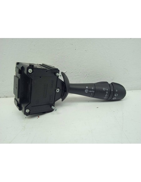 Recambio de mando limpia para renault captur 1.3 tce referencia OEM IAM 255676085R  
