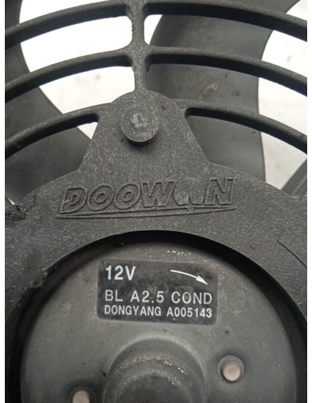 Recambio de electroventilador para kia sorento 2.5 crdi ex referencia OEM IAM 977303E000  