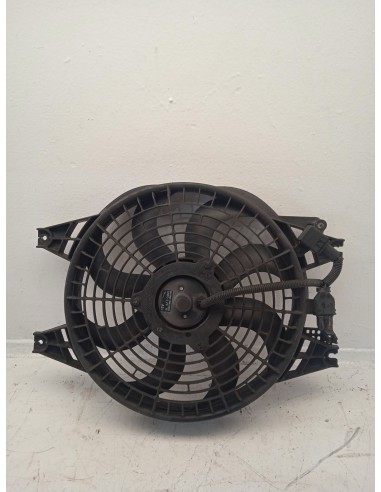 Recambio de electroventilador para kia sorento 2.5 crdi ex referencia OEM IAM 977303E000  