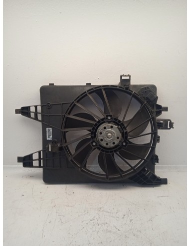 Recambio de electroventilador para renault kangoo dynamique referencia OEM IAM 8200427466B  