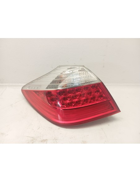 Recambio de piloto trasero izquierdo para hyundai genesis coupe 3.8 cat referencia OEM IAM 924013M050  
