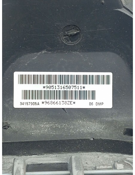 Recambio de volante para peugeot 5008 active referencia OEM IAM   