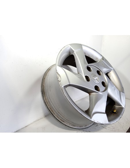Recambio de llanta para dacia duster sl audacia 4x2 referencia OEM IAM 8200810243  
