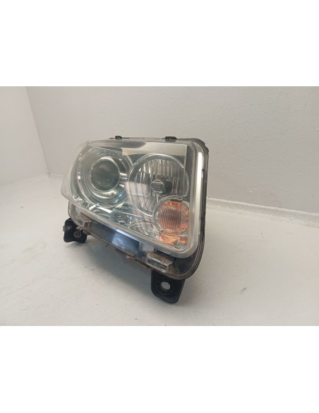 Recambio de faro derecho para jeep compass sport 4x2 referencia OEM IAM 5182552AE  