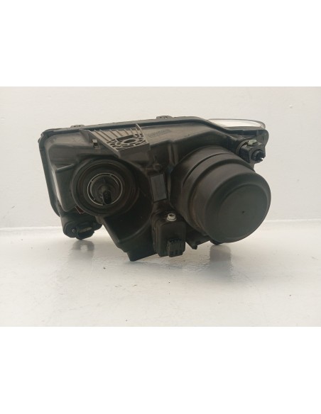 Recambio de faro derecho para jeep compass sport 4x2 referencia OEM IAM 5182552AE  