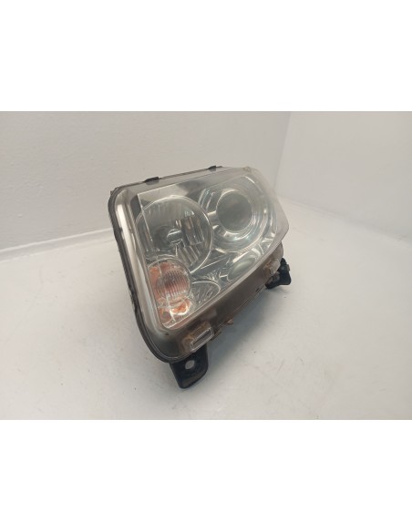 Recambio de faro izquierdo para jeep compass sport 4x2 referencia OEM IAM 5182553AE  