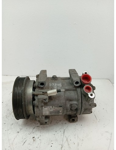 Recambio de compresor aire acondicionado para dacia duster sl audacia 4x2 referencia OEM IAM 926006229R  