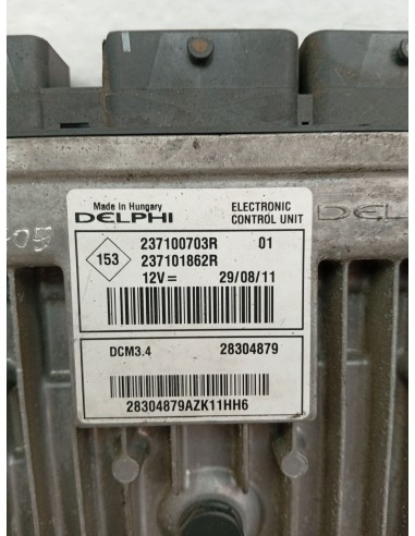Recambio de centralita motor uce para dacia duster sl audacia 4x2 referencia OEM IAM 237100703R  